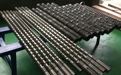 PVC Ekstrüzyon İçin Sprey Kaynak Tek Ekstruder Vidası ve Namlu