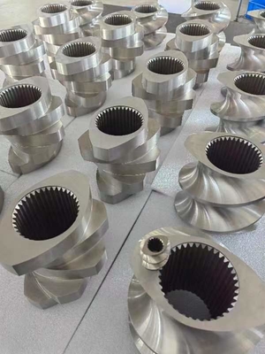 Küçük Plastik Enjeksiyon Kalıplama Makinesi İçin Bimetal vis elemanları